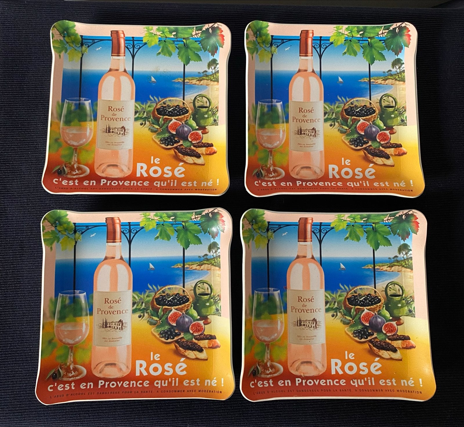 4 Le Rosé de Provence onderzetters. Afm. 14x14 cm:, Ophalen of Verzenden, Zo goed als nieuw, Glas of Kopje
