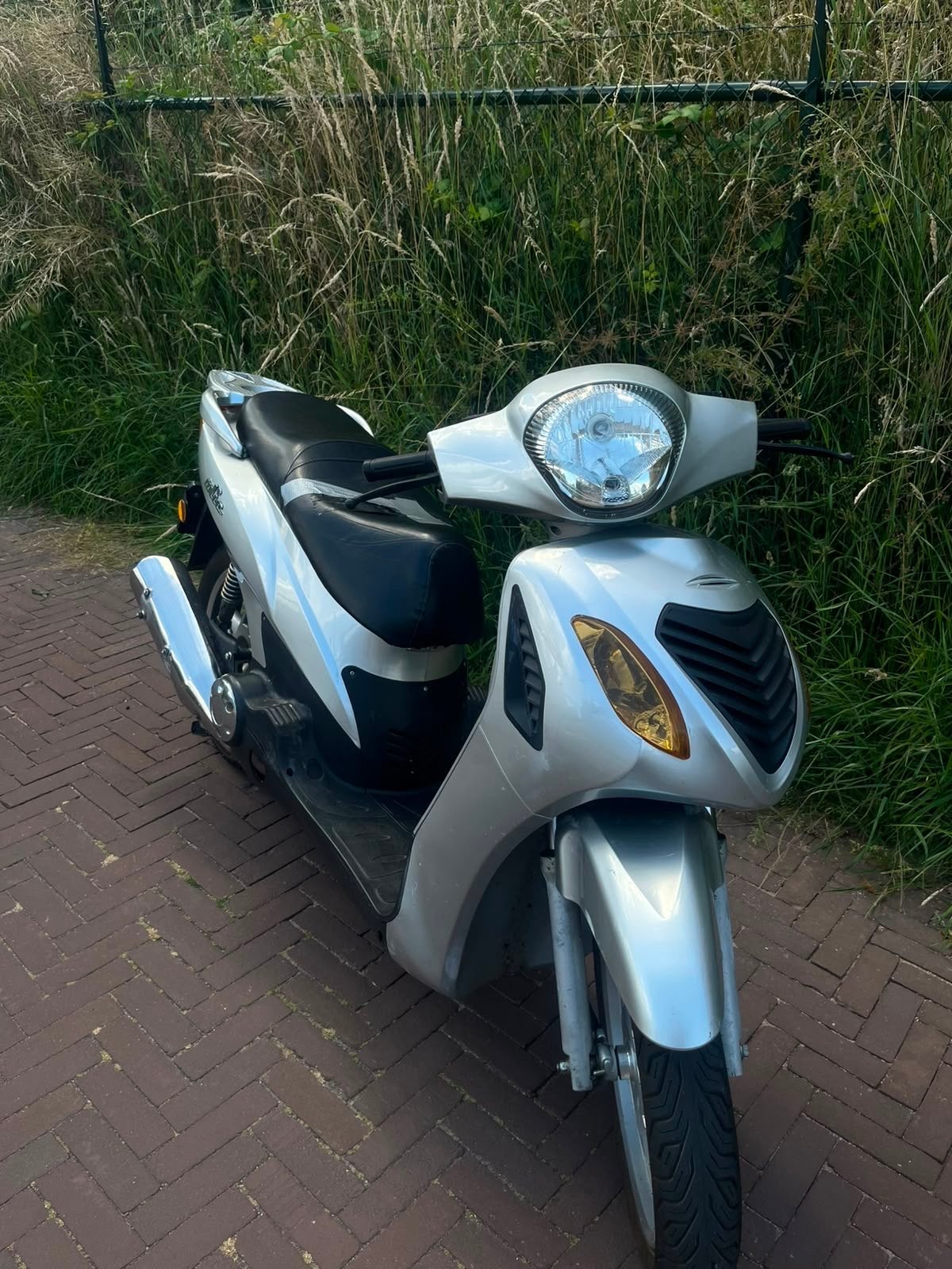 150cc Motorscooter - Loopt en rijdt goed, Ophalen, Gebruikt, Benzine, 150 cc