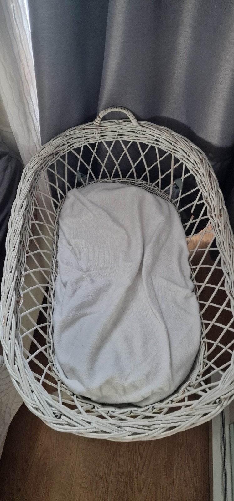 Kinder spullen: beby bed,en kinderstoel, Ophalen, Gebruikt