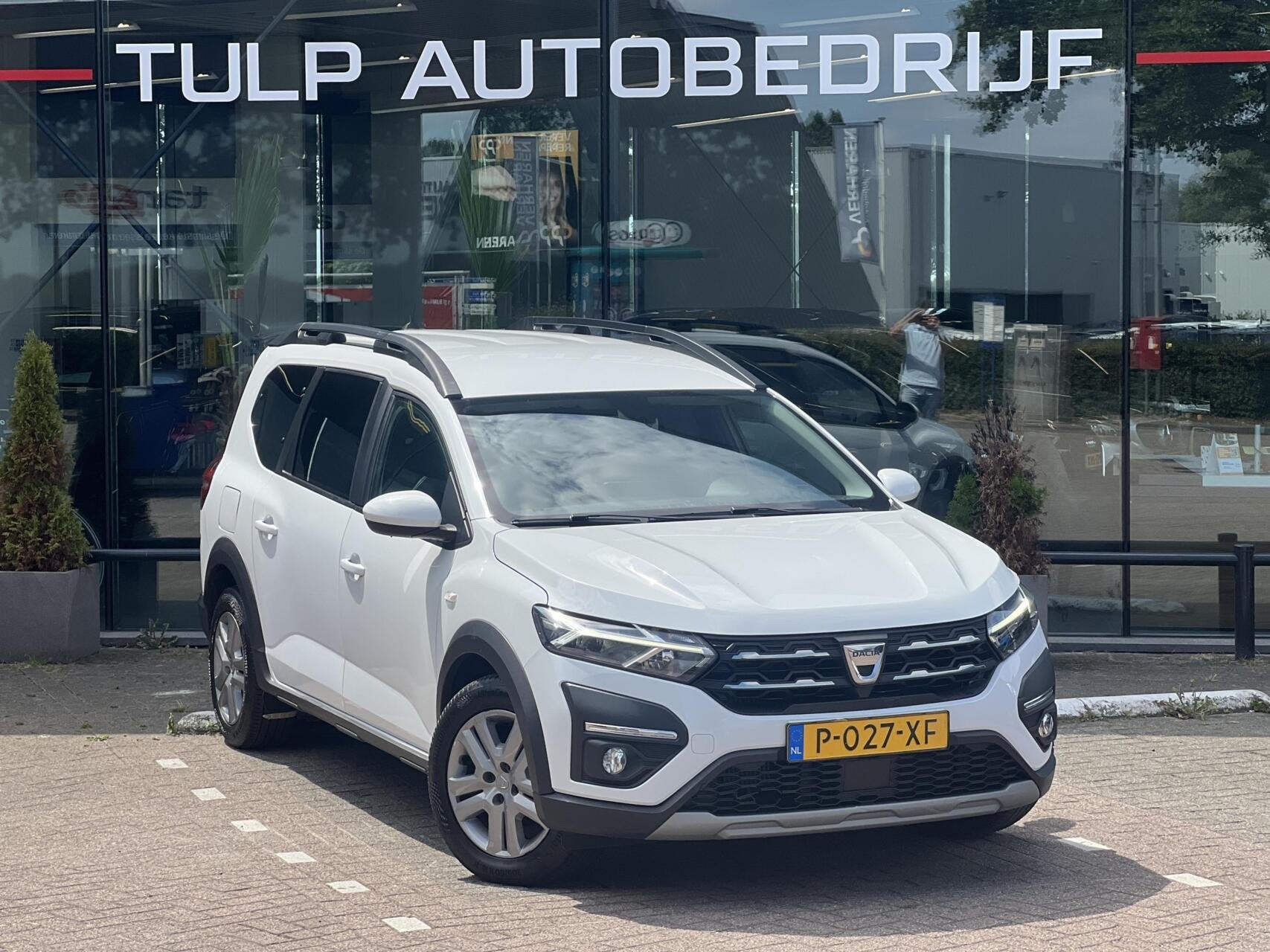 Dacia Jogger 1.0 TCe Bi-Fuel Comfort 7p. Airco Cruise NAP, Auto's, Voorwielaandrijving, 1227 kg, Stof, 7 stoelen