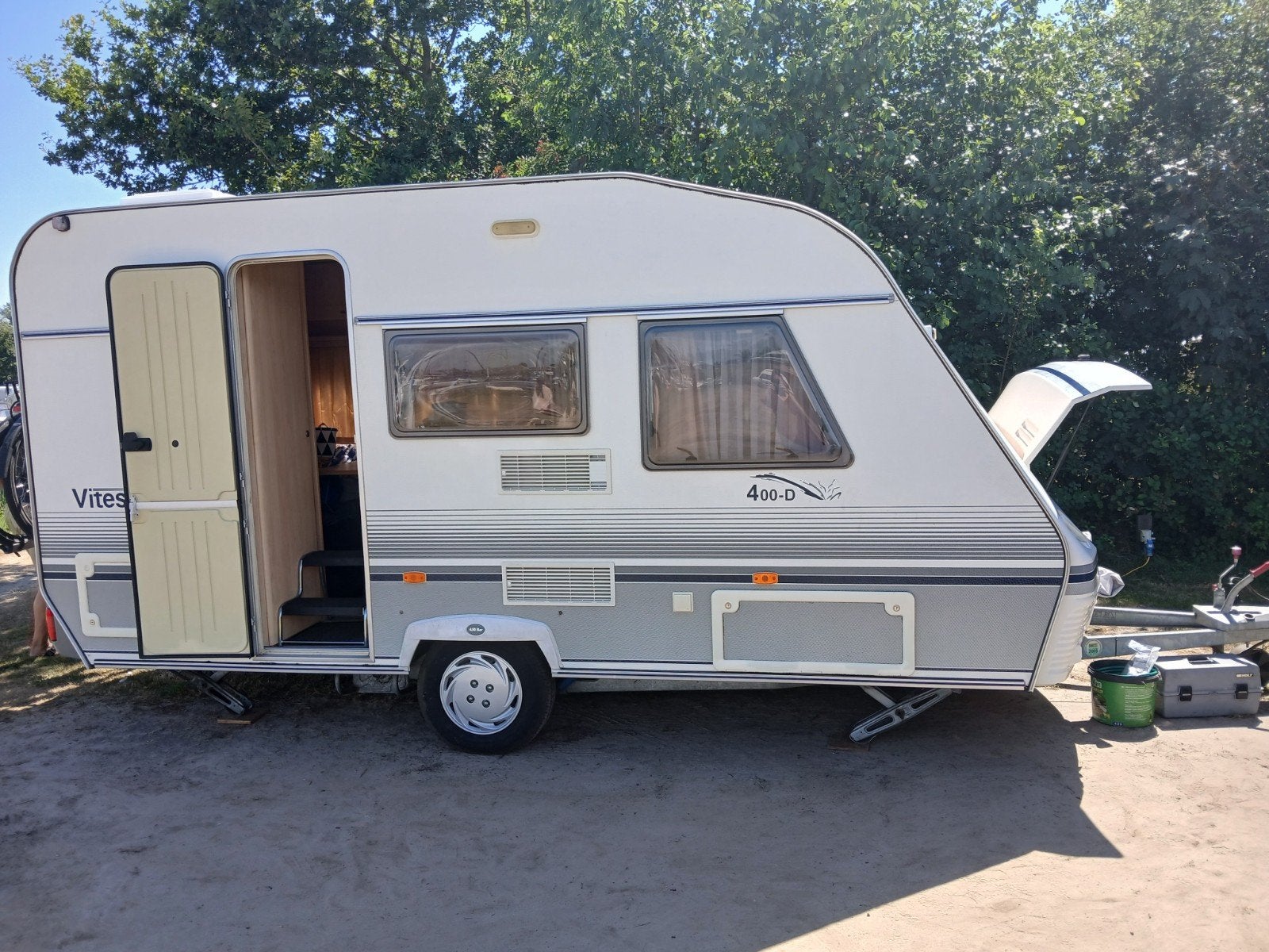 Caravan Beyerland Vitesse 400-D, Treinzit, 750 - 1000 kg, Particulier, Beyerland