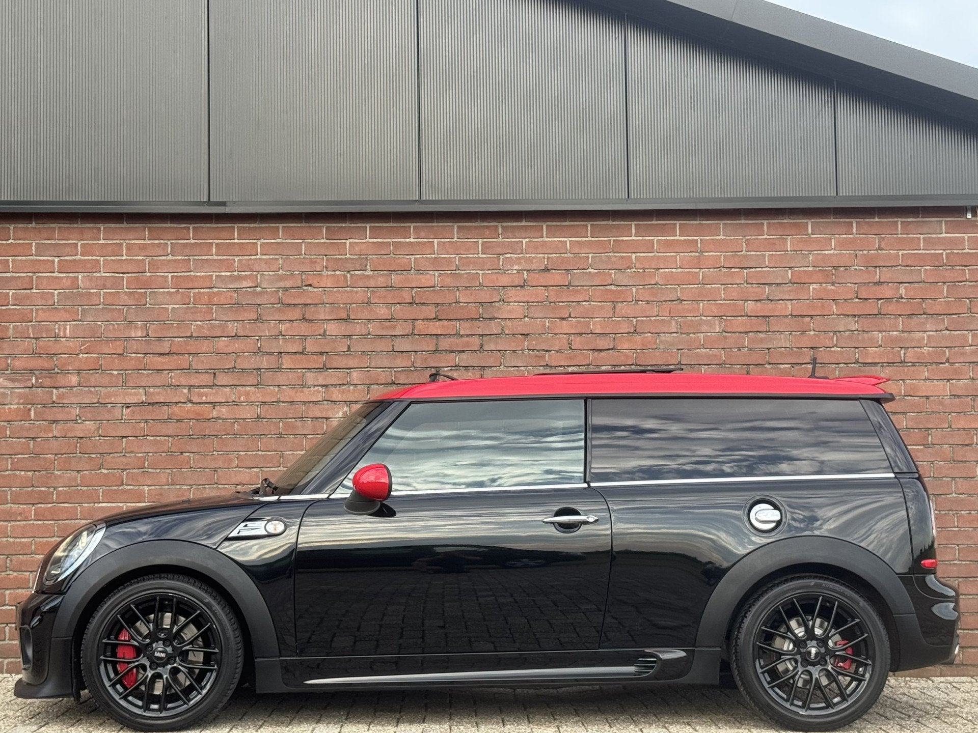 MINI Clubman 1.6 JOHN COOPER WORKS | LEDER! | PANODAK!, Auto's, Euro 5, Gebruikt, 4 cilinders, Zwart