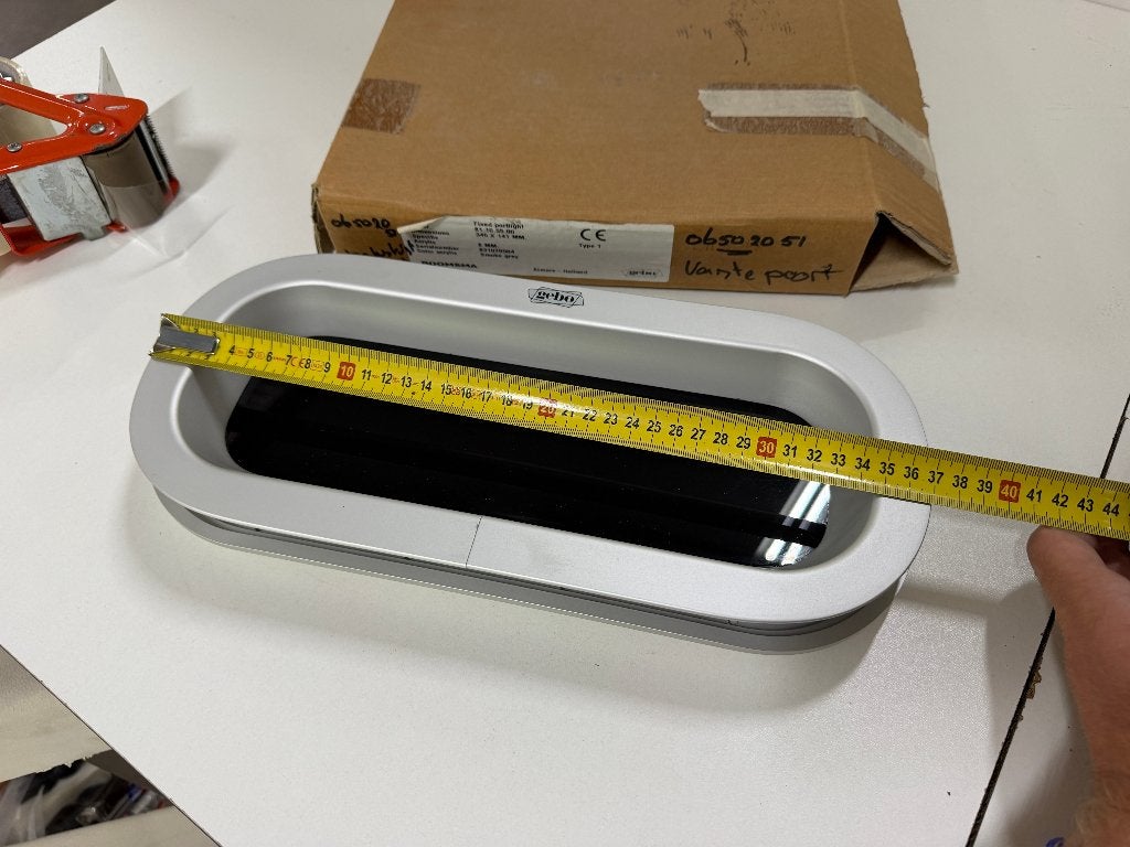 Gebo patrijspoort vast 346 x 141 mm - NIEUW, Ophalen of Verzenden, Nieuw, Lijn of Blok