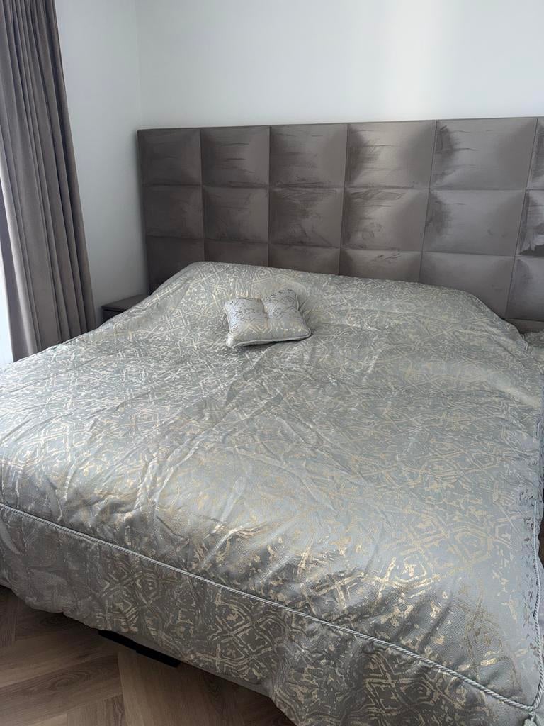 Karaca bedsprei set, Ophalen of Verzenden, Deken of Dekbed, Grijs, Nieuw