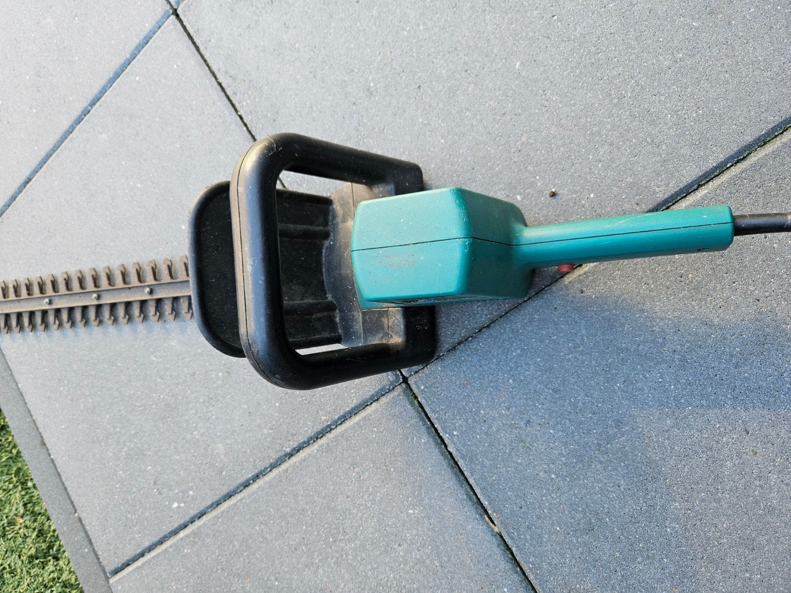 elektrische heggenschaar van Black &decker  in goede staat, Ophalen, Gebruikt, Elektrisch
