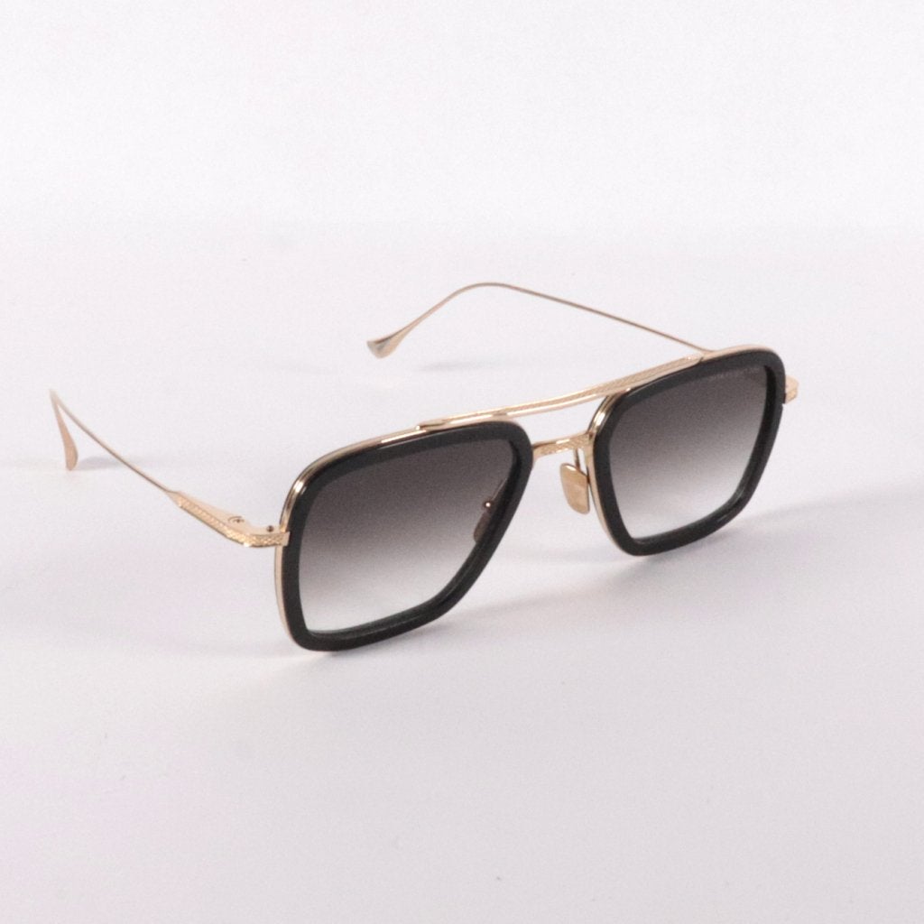 Dita Flight 006 - 7806B Zonnebril - Nette staat, Dita, Gebruikt, Support@dita.com, 9191 Irvine Center Drive, Suite 300
Irvine, CA 92618
USA