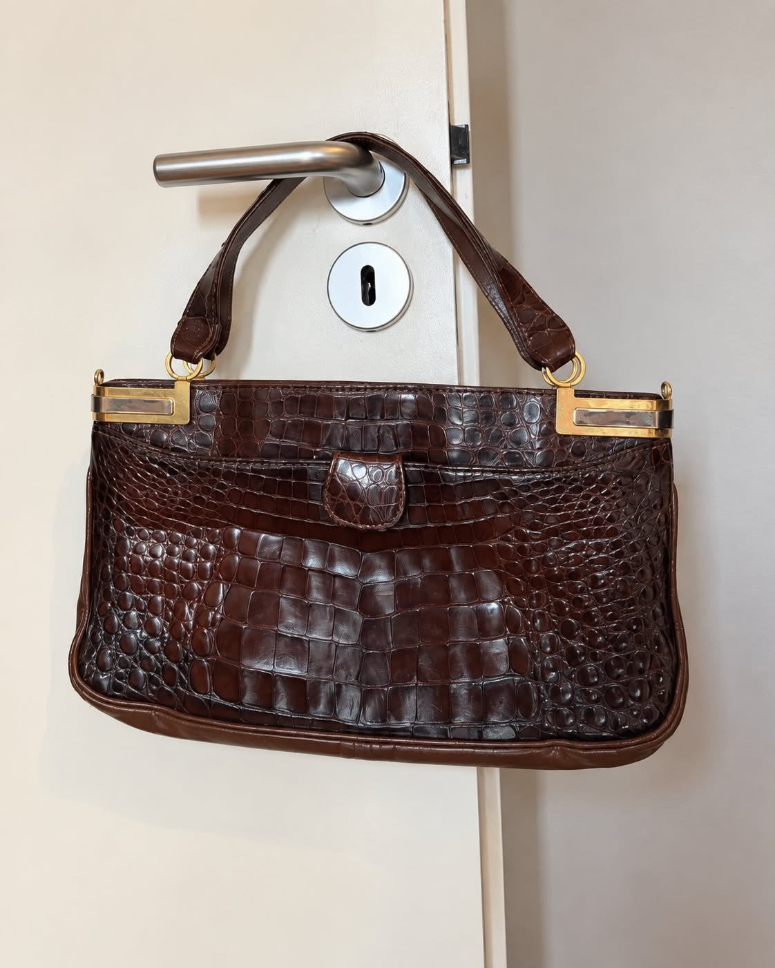 Elegante handtas van echt leer met krokodillenprint, Ophalen of Verzenden, Zo goed als nieuw, Bruin, Handtas