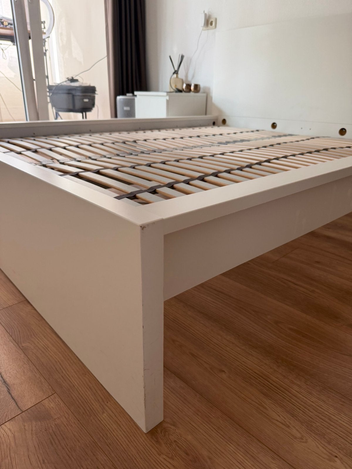IKEA MALM bedframe wit 160x200 — nette staat, Huis en Inrichting, Slaapkamer | Bedden, Gebruikt, Tweepersoons, 160 cm, Hout, Wit