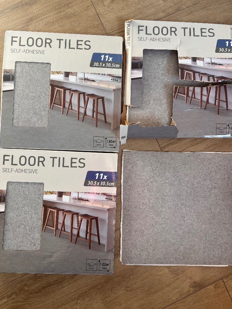 Plak tegels 26 stuks 30,5 X 30,5 cm, Ophalen, Overige materialen, Nieuw, 20 tot 40 cm