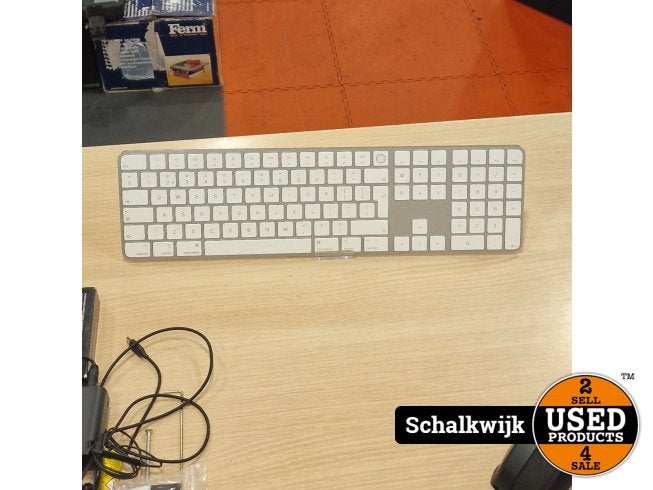 Apple Magic Keyboard met Touch ID, Computers en Software, Toetsenborden, Apple, Zo goed als nieuw, Support@apple.com, One Apple Park Way
Cupertino, CA 95014
United States