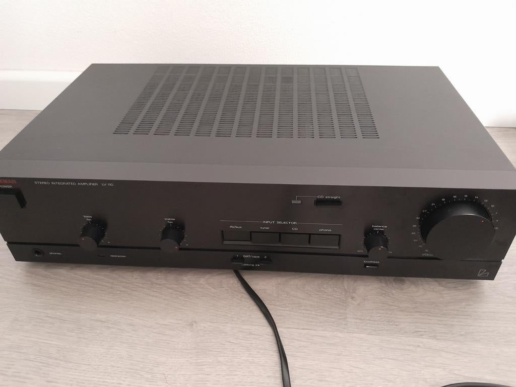 Luxman LV 110 stereo integrated amplifier te koop, Ophalen of Verzenden