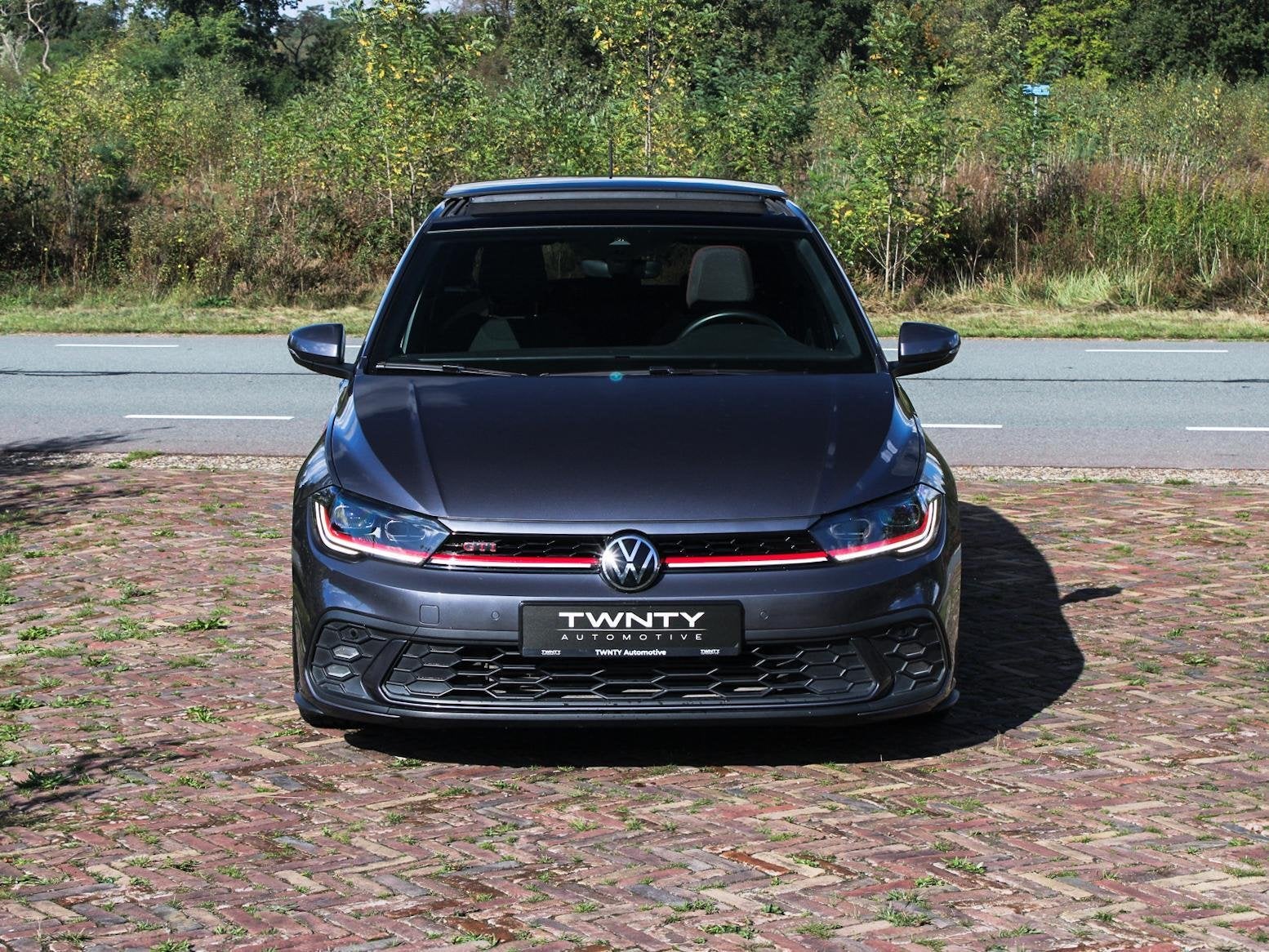 Volkswagen Polo GTI 2.0 TSI DSG |IQ.LIGHT|Pano|Beats|ACC|KW, Auto's, Dealer onderhouden, Stof, Zwart, Zilver of Grijs