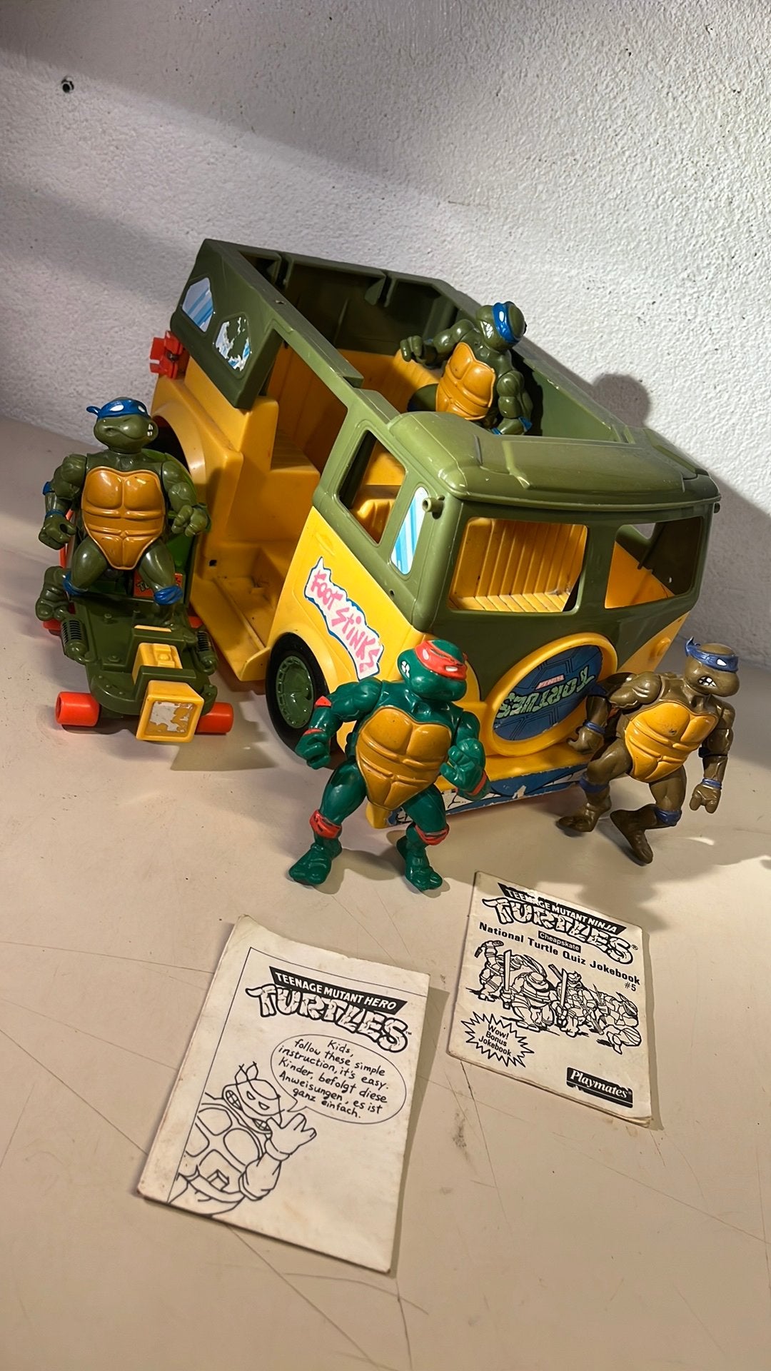 Vintage Turtles 1989 inclusief Bus en flyers, Ophalen of Verzenden, Zo goed als nieuw