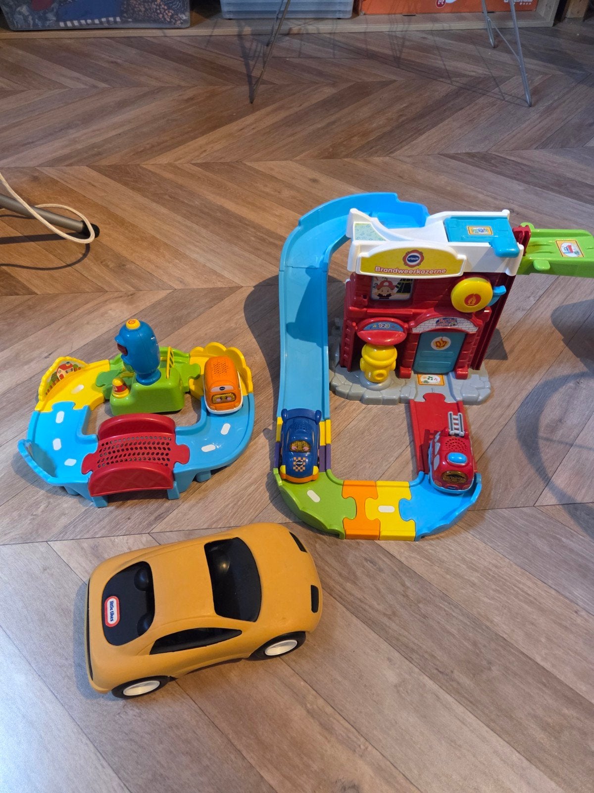 Toetoet auto's, Ophalen