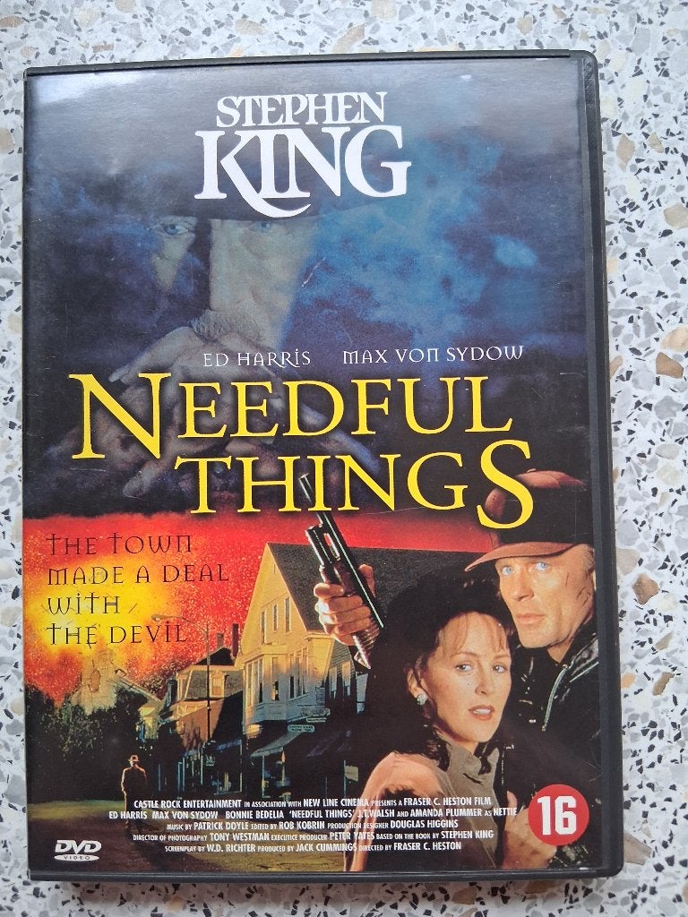 Een Thrillerfilm van "Stephen King", Needful Things., Vanaf 16 jaar, Inclusief doosje, Zo goed als nieuw, Ophalen of Verzenden