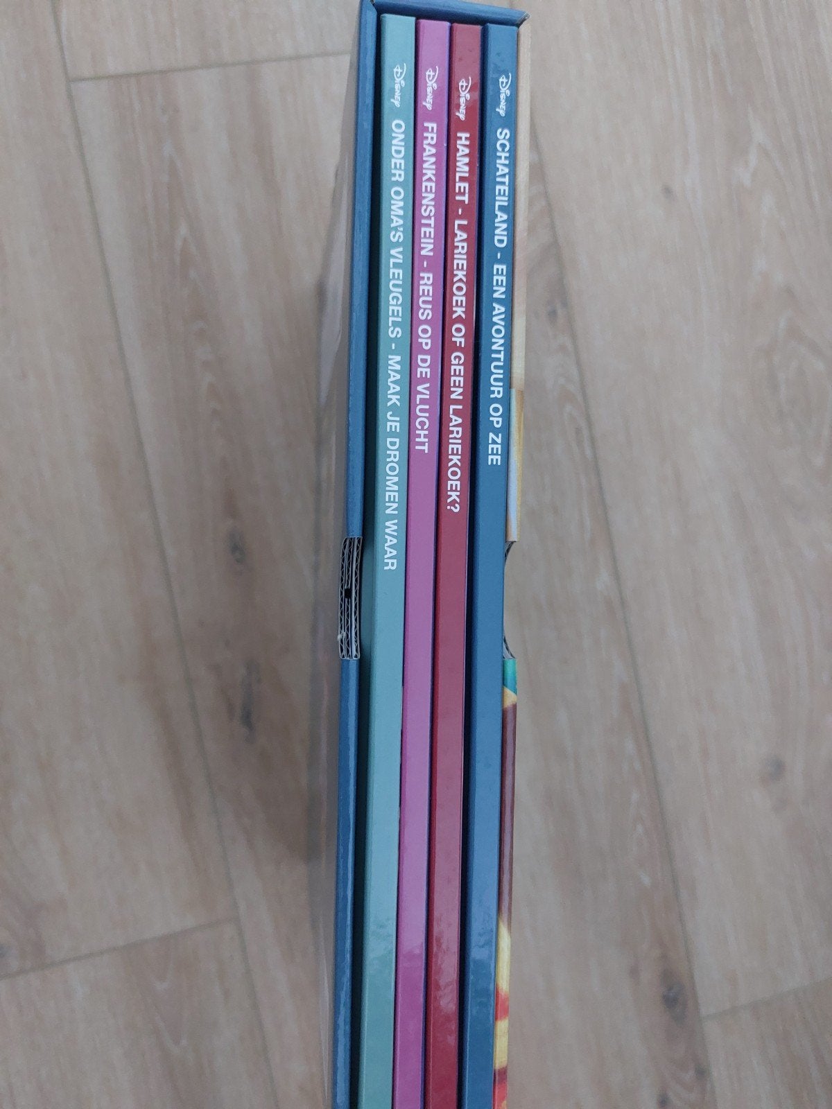 Disney Klassieke Voorleesverhalen Boxset (4 boeken), Ophalen of Verzenden, Zo goed als nieuw, Disney, Nederland