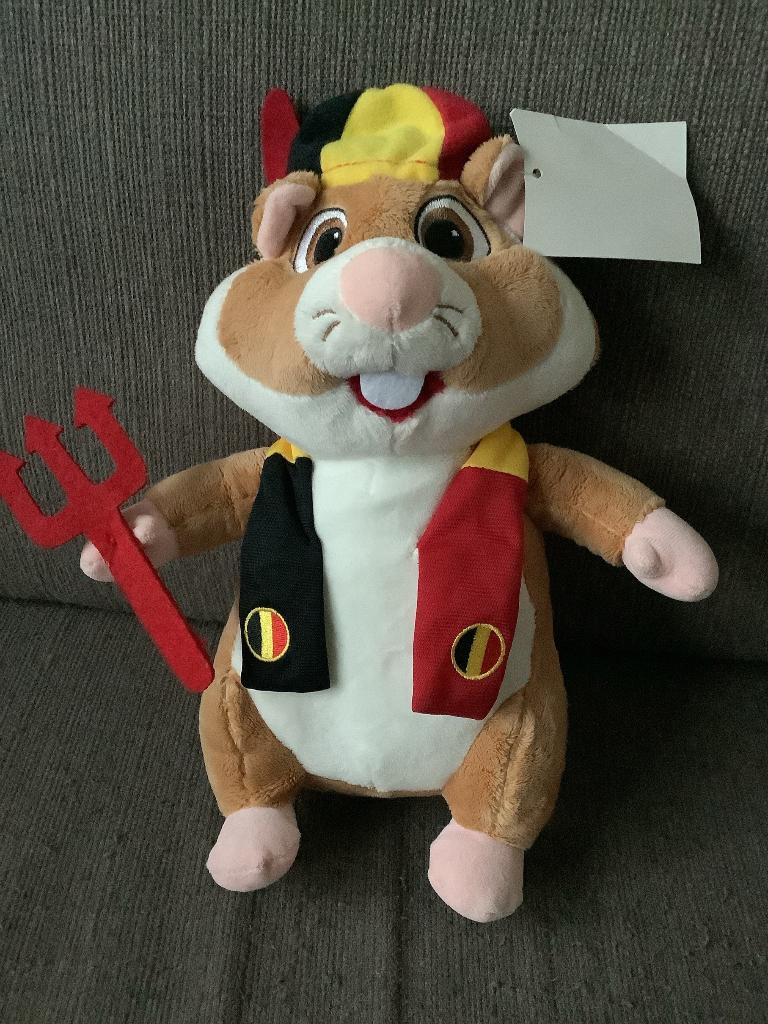 AH hamster voetbal Belgie met sjaal en drietand Nieuw 15,=, Ophalen of Verzenden, Nieuw, Overige typen