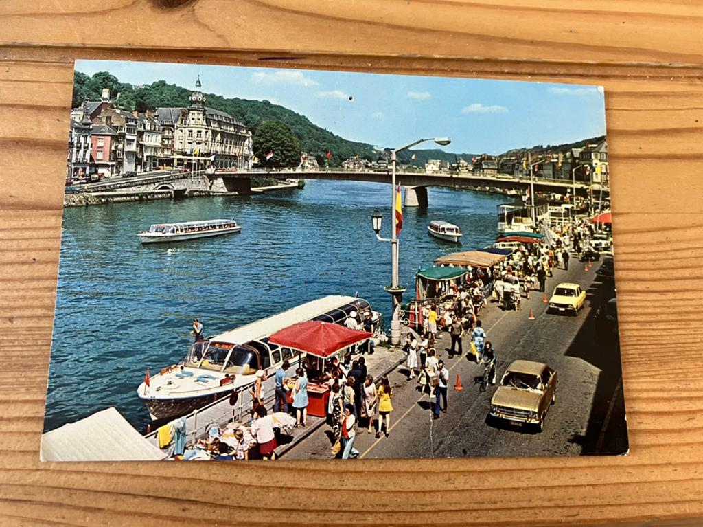 Ansichtkaart België, dinant sur meuse, Ophalen of Verzenden
