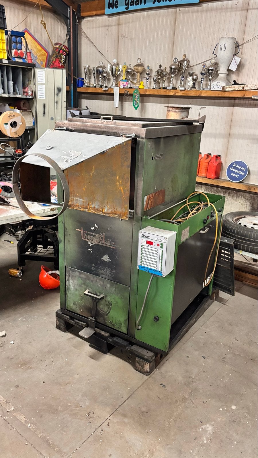Afgewerkte olie kachel, Gebruikt, Overige brandstoffen, Ophalen of Verzenden, Vrijstaand