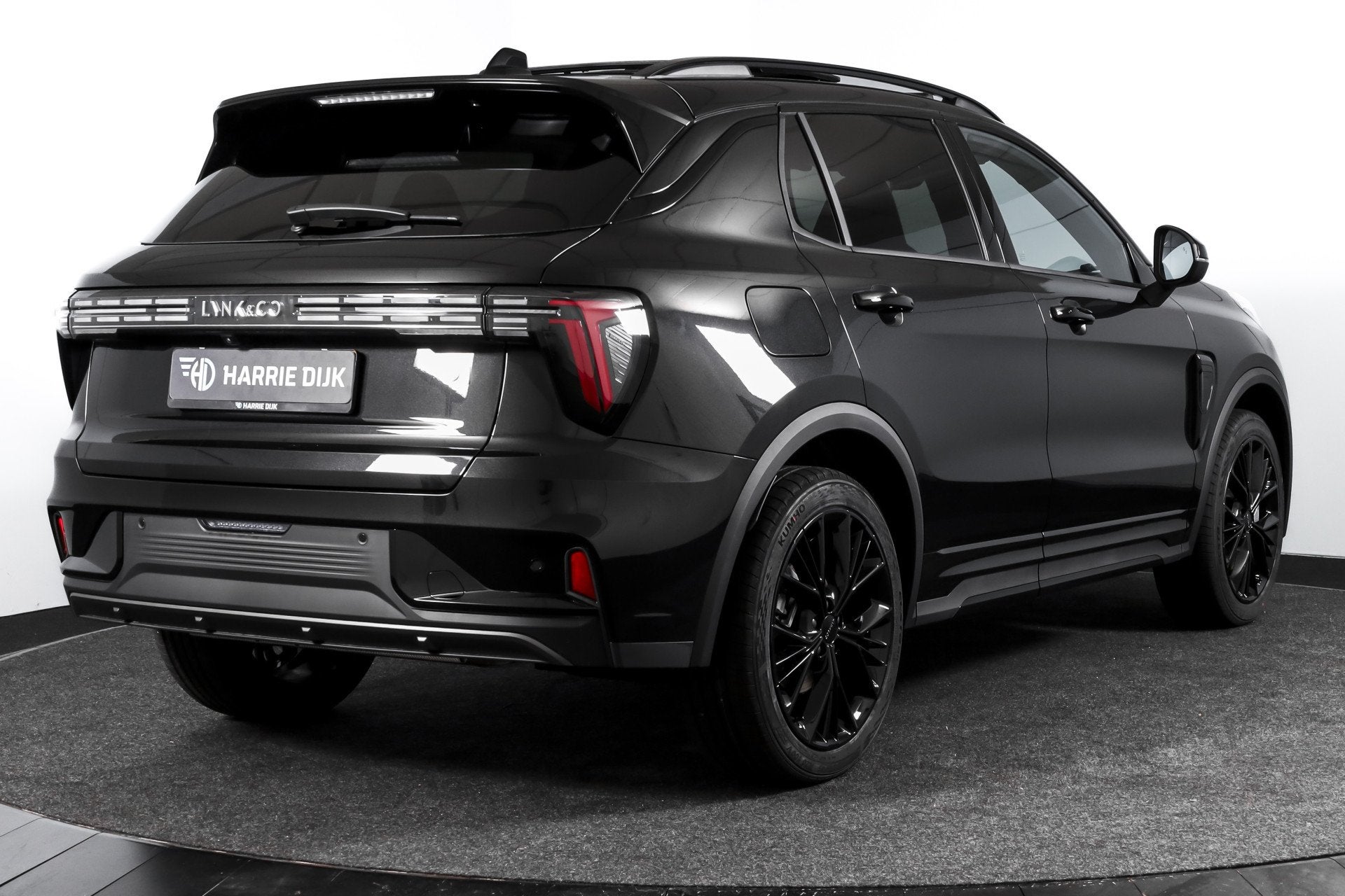 Lynk & Co 01 1.5 PHEV 276 PK More | S/K-panodak | Dig. Cockp, Auto's, 12 maanden, Euro 6, 4 cilinders, Zwart