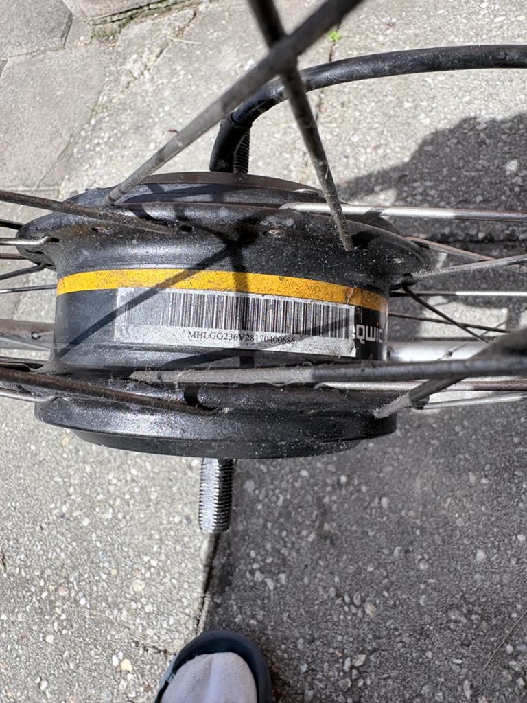 Qwic voorwiel motor 28 inch, Fietsen en Brommers, Fietsaccessoires | Aanhangers en Karren, Ophalen of Verzenden, Zo goed als nieuw