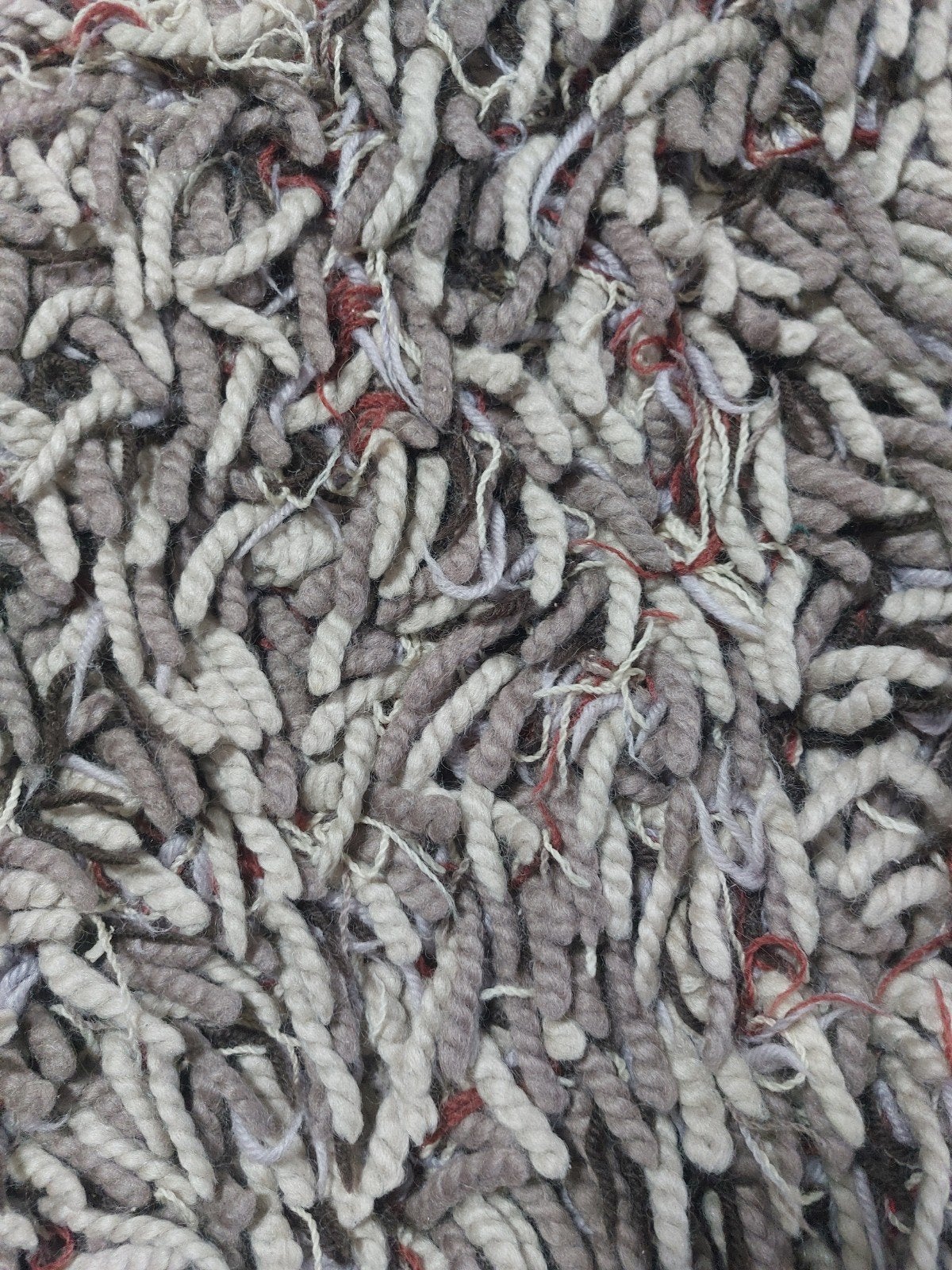 Millenerpoort Celano Vloerkleed - Grijs/Beige/Rood, Gebruikt, 150 tot 200 cm, 200 cm of meer, Ophalen of Verzenden