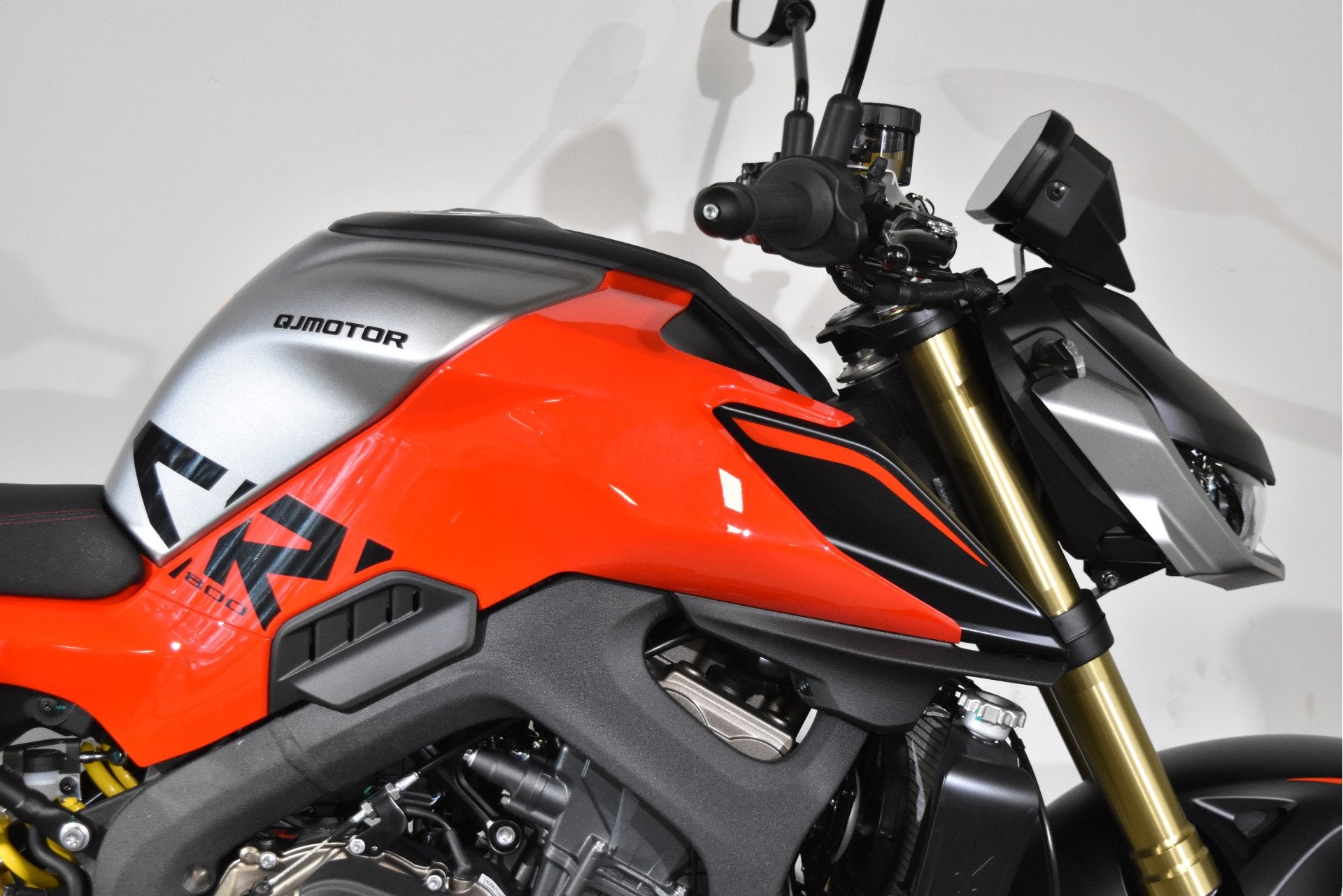 QJMOTOR SRK 800 (bj 2026), Bedrijf, Meer dan 35 kW, Overig, Peter@motoportalmere.nl
