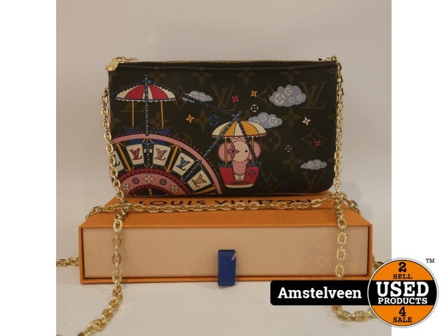 Louis Vuitton M69744 Vivienne Chain Pochette, Louis Vuitton, Gebruikt, Support@louisvuitton.com, 2 Rue du Pont Neuf
75001 Paris
France