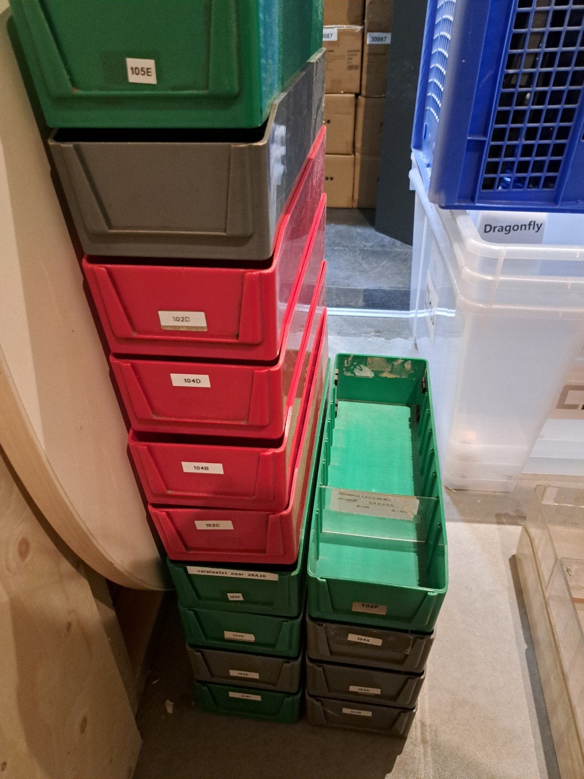 Diverse kunstof magazijnbakken, Ophalen, Gebruikt, Minder dan 35 cm, Minder dan 50 cm