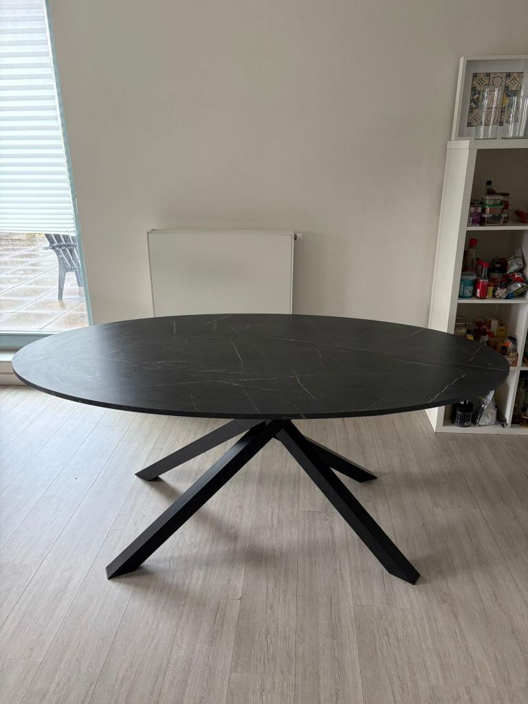 Ikea eettafel Mariedamm ovaal, Ophalen, 100 tot 150 cm, Zo goed als nieuw, Vijf personen of meer