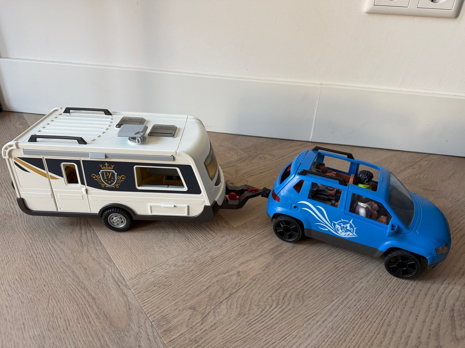 Playmobil Family Fun auto met caravan, Kinderen en Baby's, Speelgoed | Playmobil, Ophalen, Complete set, Overige typen, Family fun