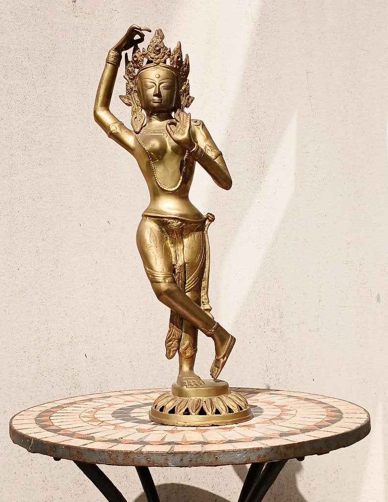 Antiek bronzen beeld van een dansende godin Tara.70cm., Ophalen of Verzenden, Brons
