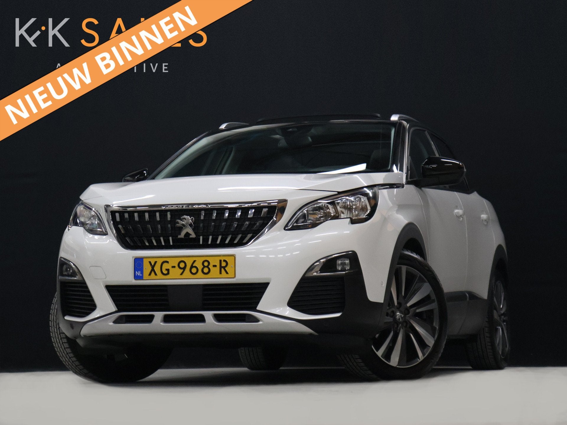 Peugeot 3008 1.2 PureTech Blue Lease Premium [SCHUIFKANTELDA, Voorwielaandrijving, Gebruikt, 1199 cc, Leder en Stof