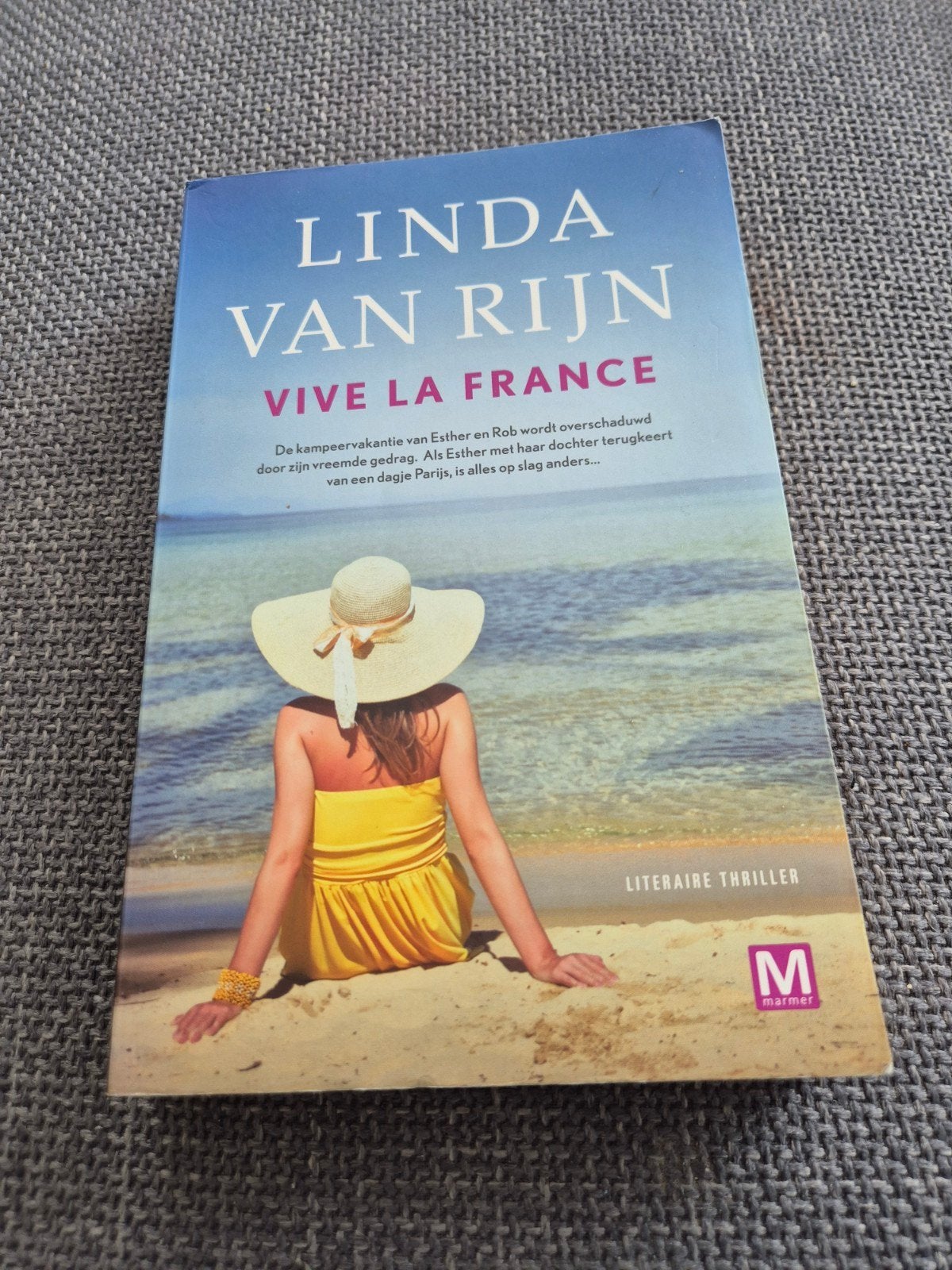 Linda van Rijn - Vive La France, Ophalen, Gelezen, Linda van Rijn