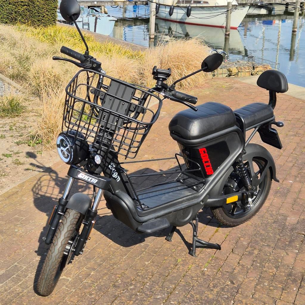 AGM Goccia 45 km elektrische scooter, Fietsen en Brommers, Ophalen, Zo goed als nieuw, Elektrisch, Overige merken
