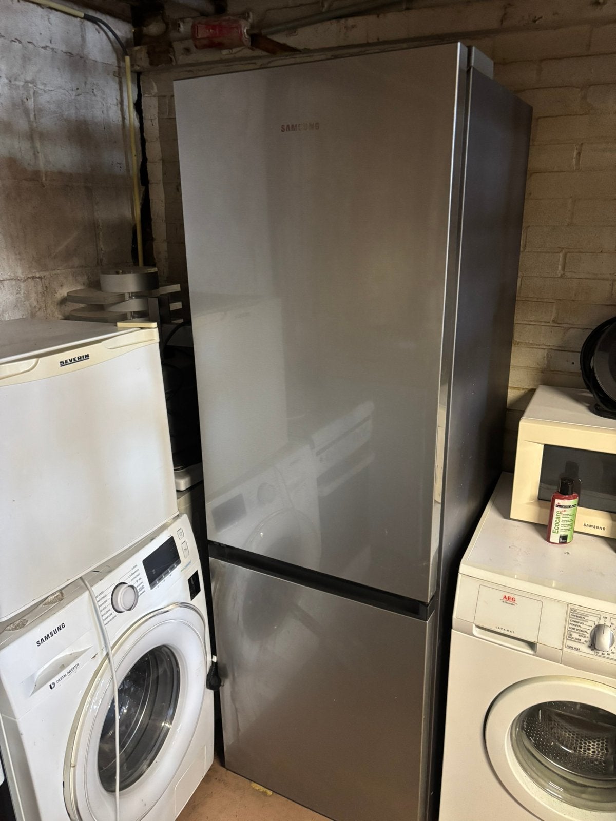 Samsung koel/vrieskast - 60x65x185H, 1025xe, 200 liter of meer, Met aparte vriezer, Zo goed als nieuw