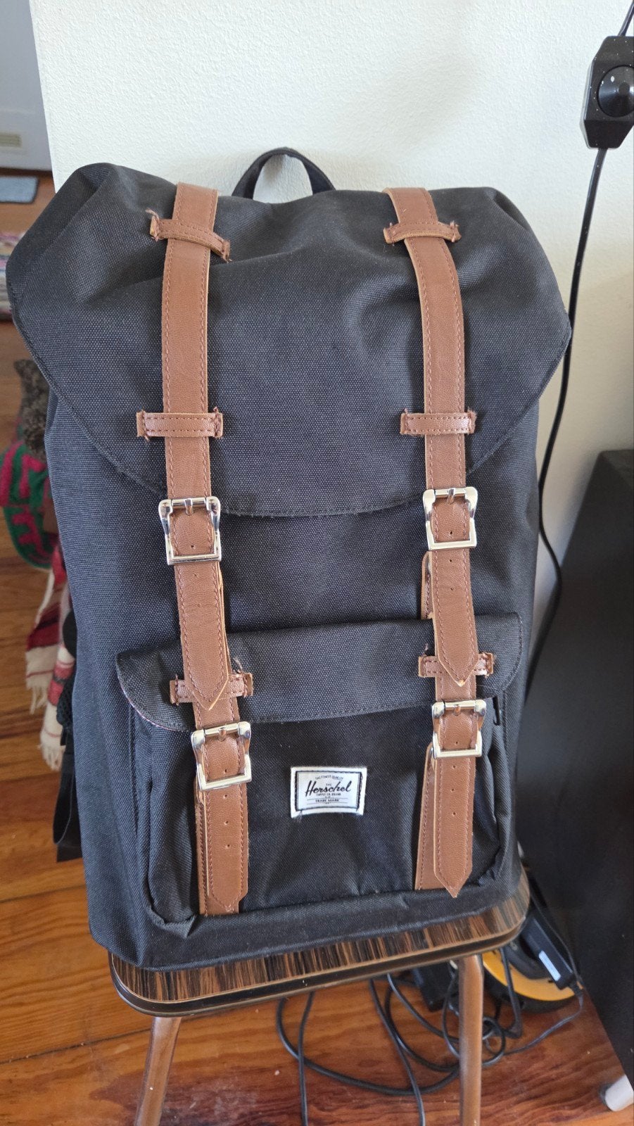 Herschel rugzak zwart met bruine accenten, Sieraden, Tassen en Uiterlijk, Tassen | Rugtassen, Gebruikt, 25 tot 40 cm, Ophalen of Verzenden