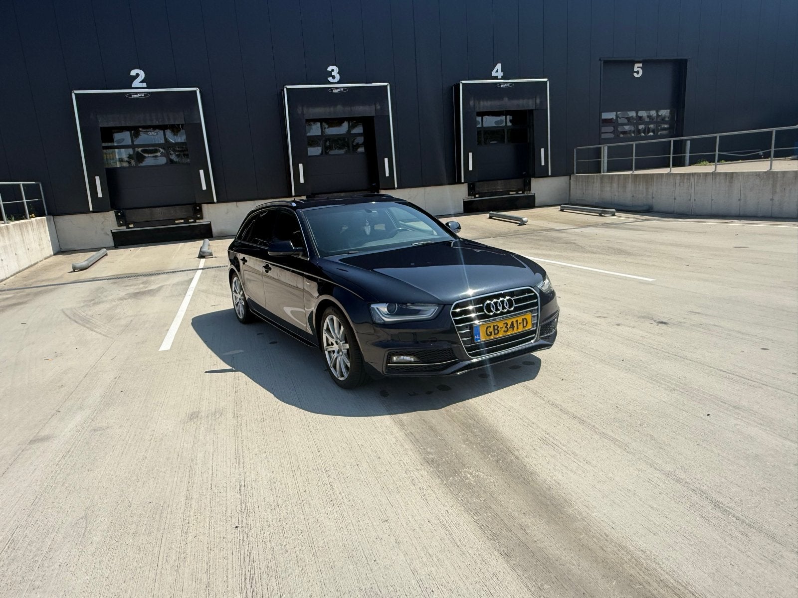 Audi A4 1.8 Tfsi 125KW Avant Multitr. 2015 Blauw, Auto's, Zwart, 4 cilinders, Origineel Nederlands, Stationwagon