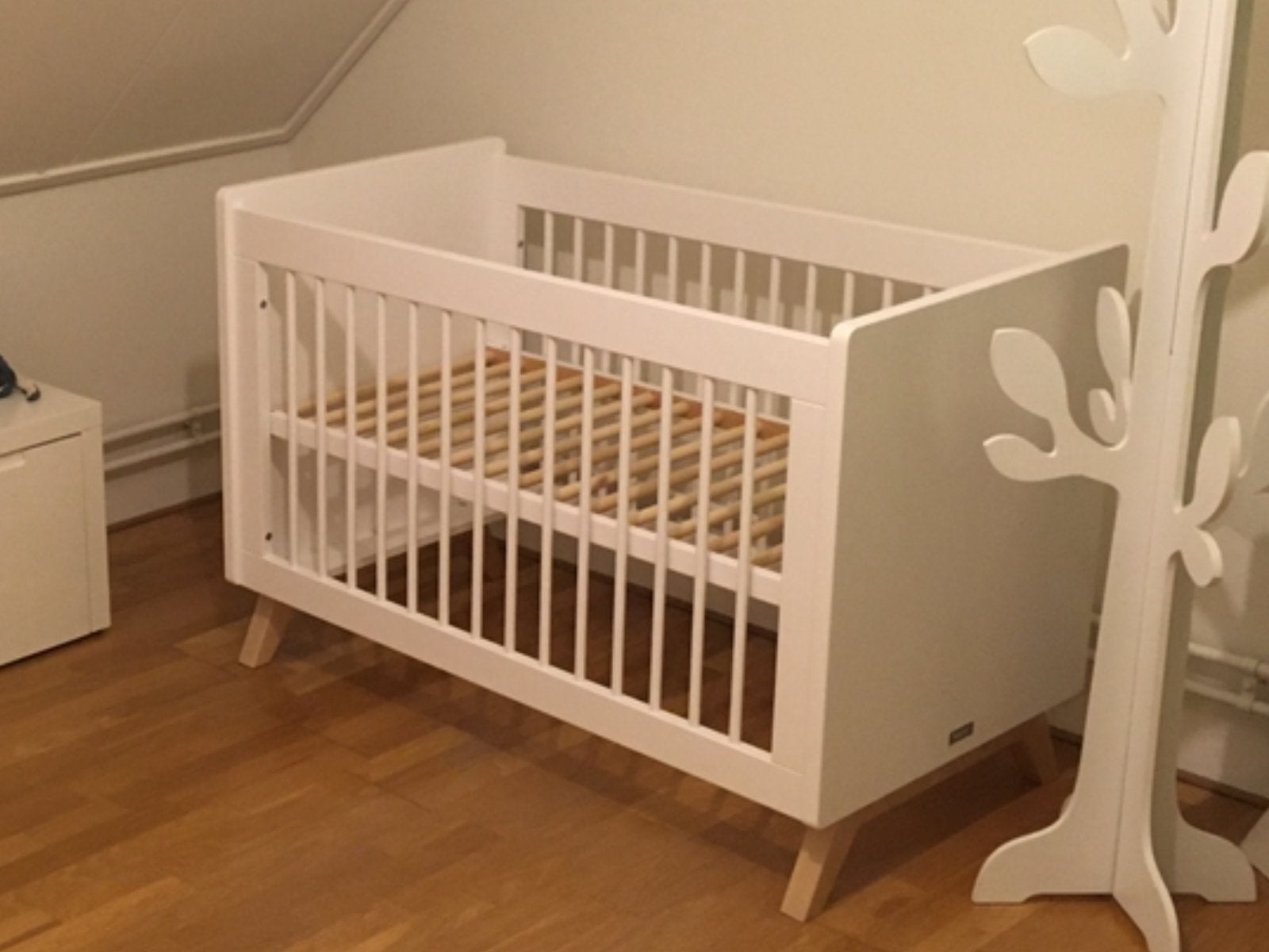 Bopita Lynn ledikant met matras, Kinderen en Baby's, Ophalen, Gebruikt, Minder dan 140 cm, Matras