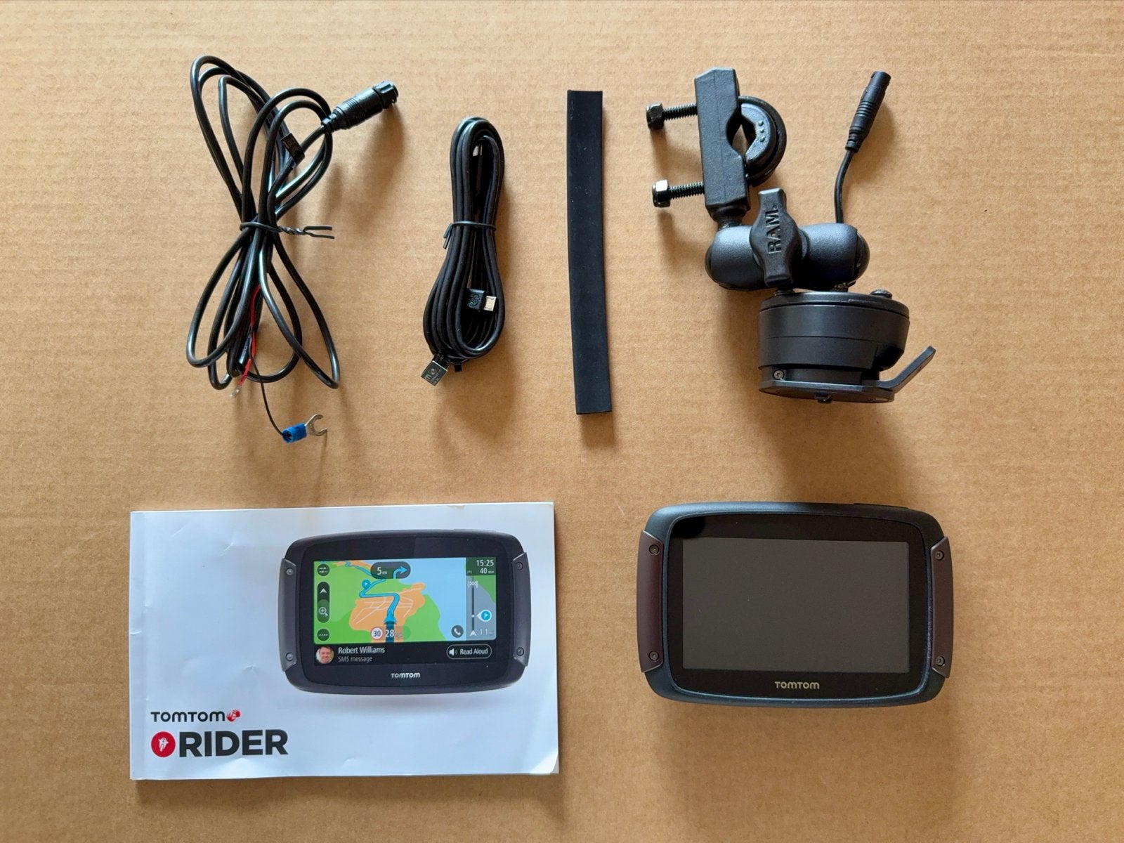 TomTom Rider 550 SE motor navigatie met accessoires, Motoren, Accessoires | Navigatiesystemen, Ophalen of Verzenden, Zo goed als nieuw