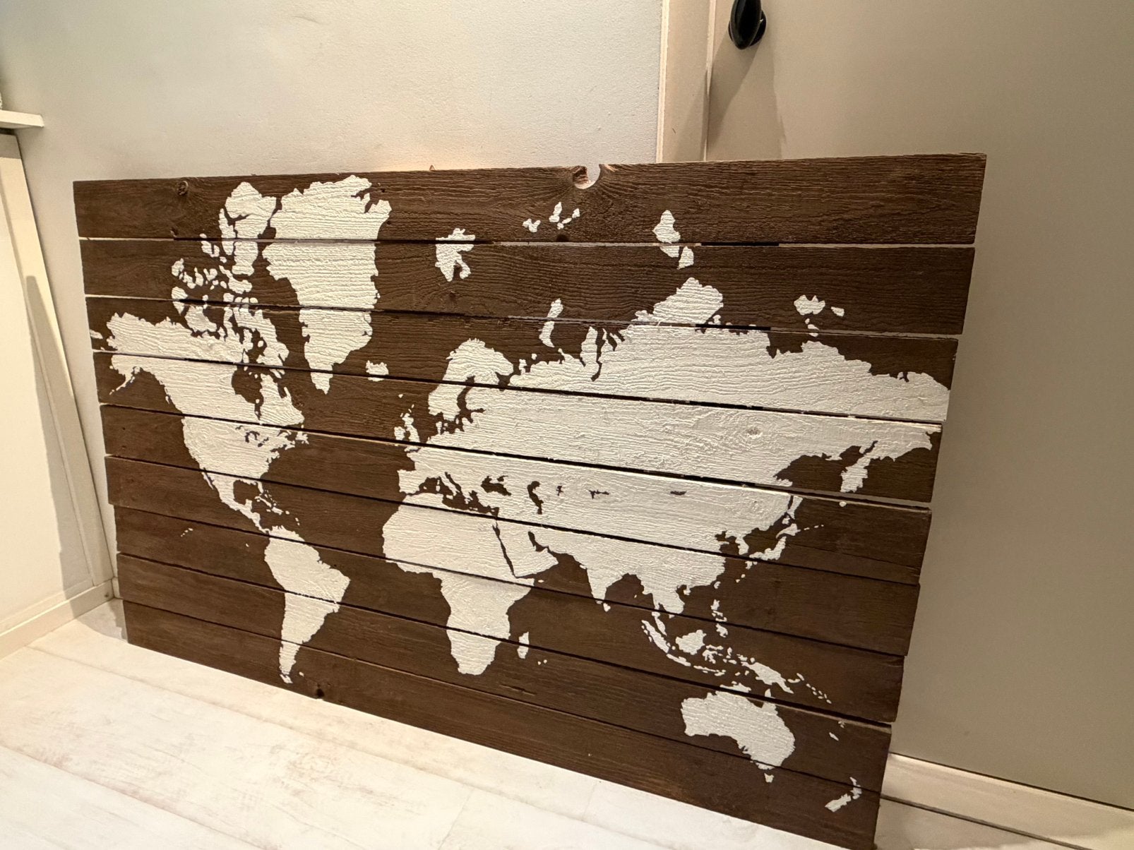 Houten wandpaneel schilderij wereldkaart wereld paneel, Ophalen, Zo goed als nieuw