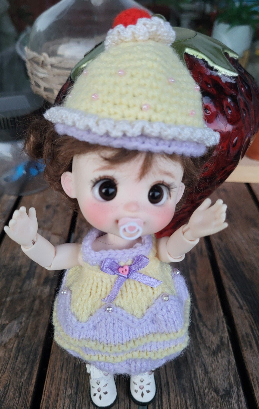 bjd 1/8, nieuw cupcake kleding setje met schoentjes., Ophalen of Verzenden, Nieuw, Kleertjes