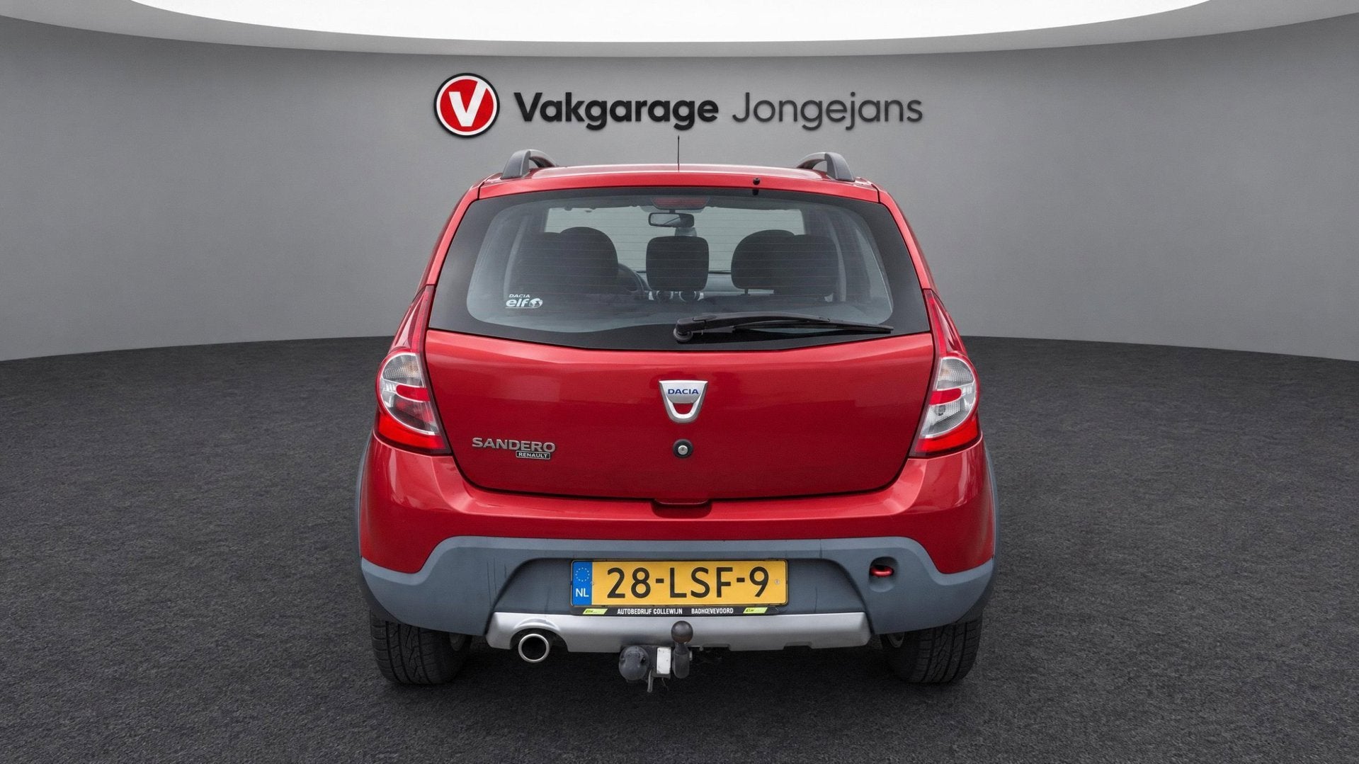 Dacia Sandero 1.6 Stepway, Auto's, Verwarmde buitenspiegels, Stof, Zwart, 4 cilinders
