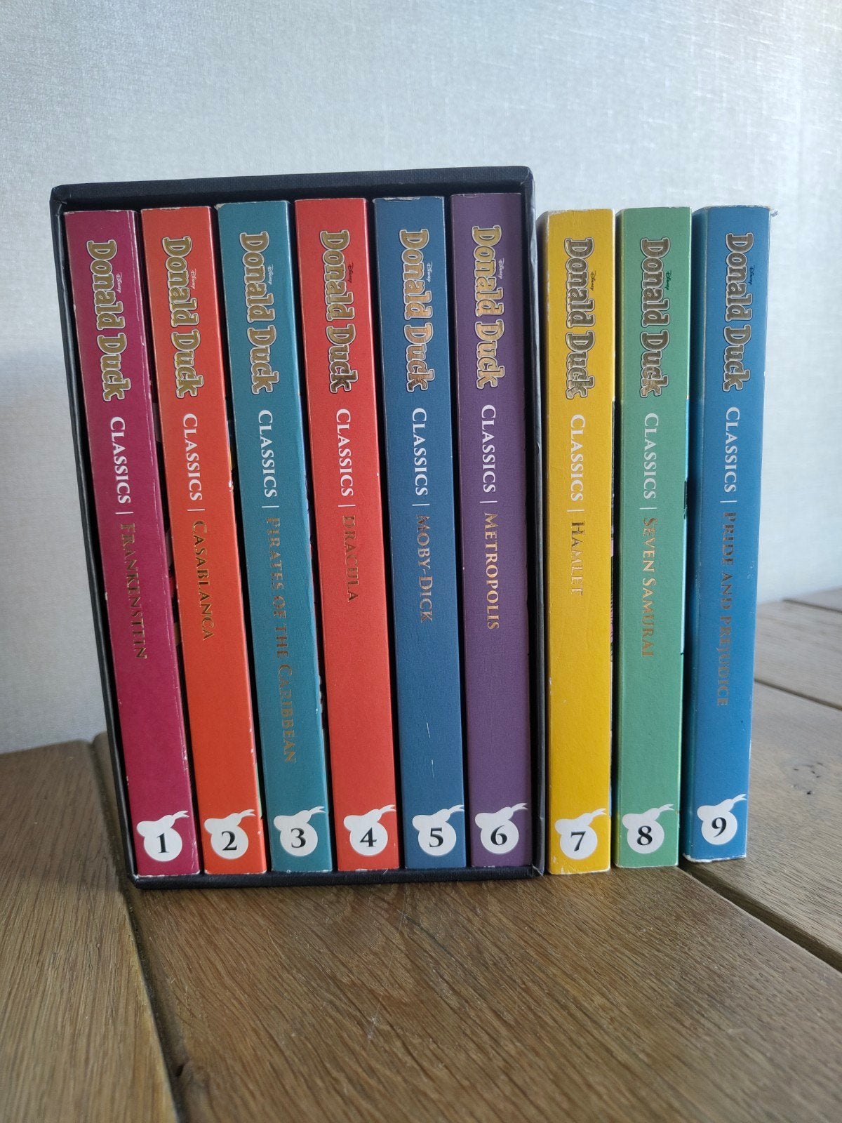 Donald Duck Classics Complete Serie (9 delen)Met verzamelbox, Boeken, Complete serie of reeks, Ophalen of Verzenden, Zo goed als nieuw