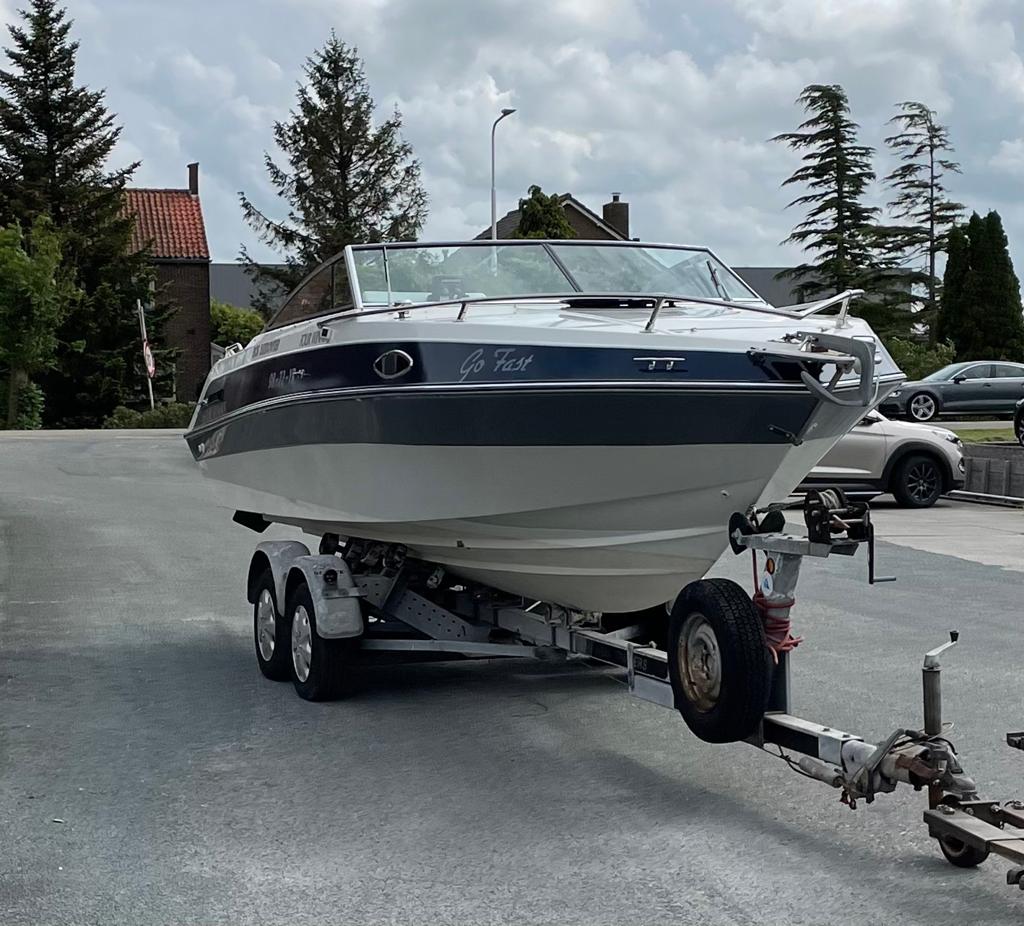 Four Winns 205 Sundowner - 5.8 V8 - Inlc trailer, Ophalen, Overige merken, Gebruikt, Binnenboordmotor