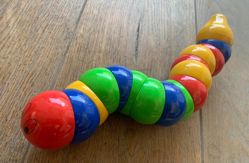 Bouwset plastic rups, Ophalen of Verzenden, Gebruikt, Bouwen