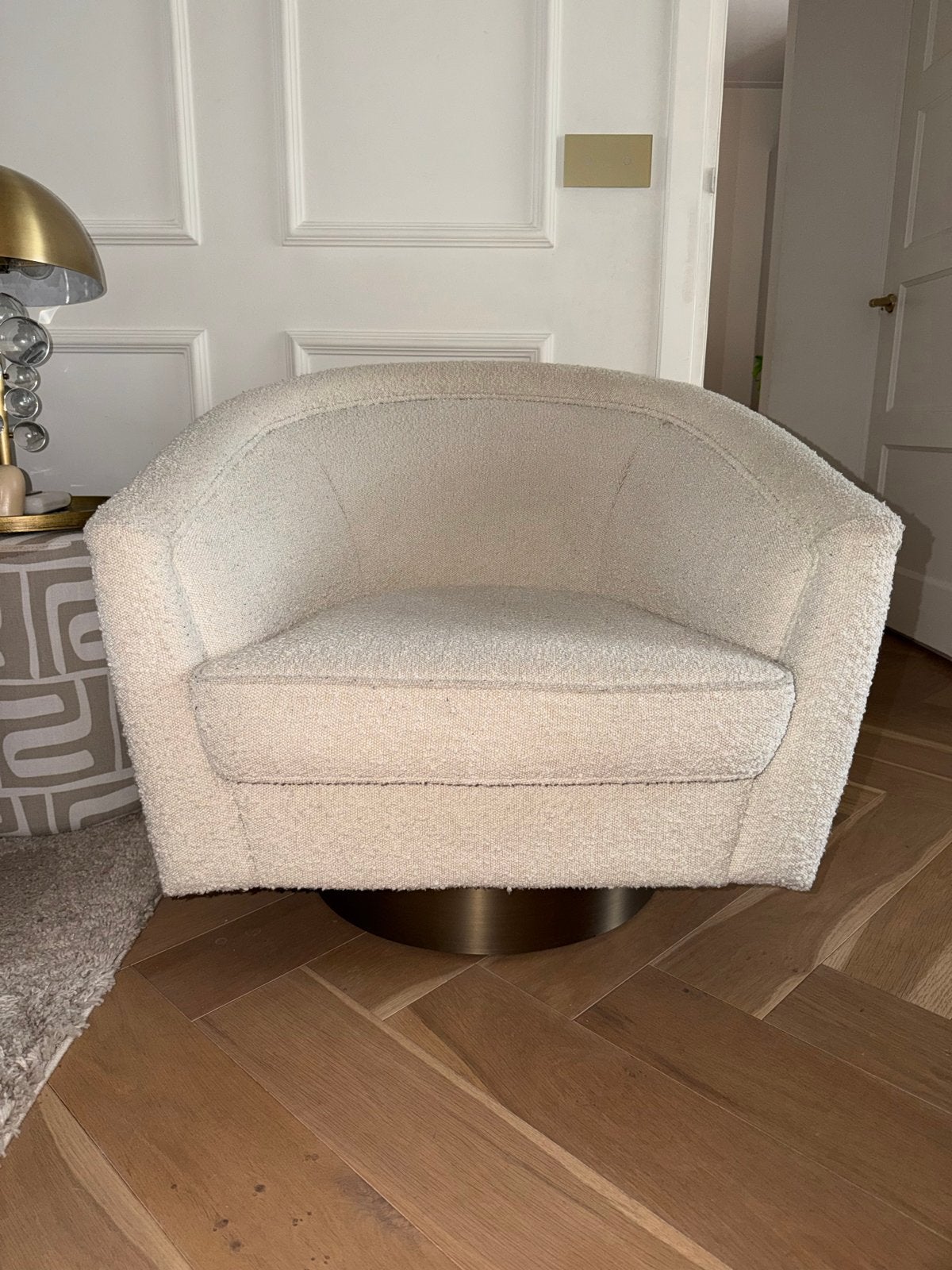 Eichholtz fauteuil, crème, draaibaar, Huis en Inrichting, Ophalen, Gebruikt, Stof, 75 tot 100 cm