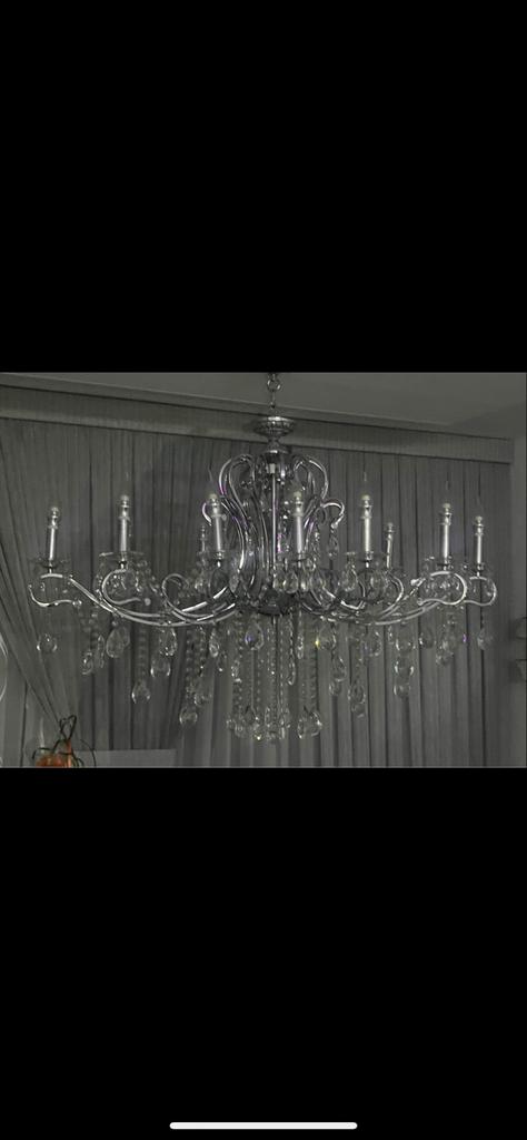 Luxe Kroonluchter met Kristallen - Zilverkleurig, Huis en Inrichting, Lampen | Kroonluchters, Ophalen, Zo goed als nieuw, Metaal
