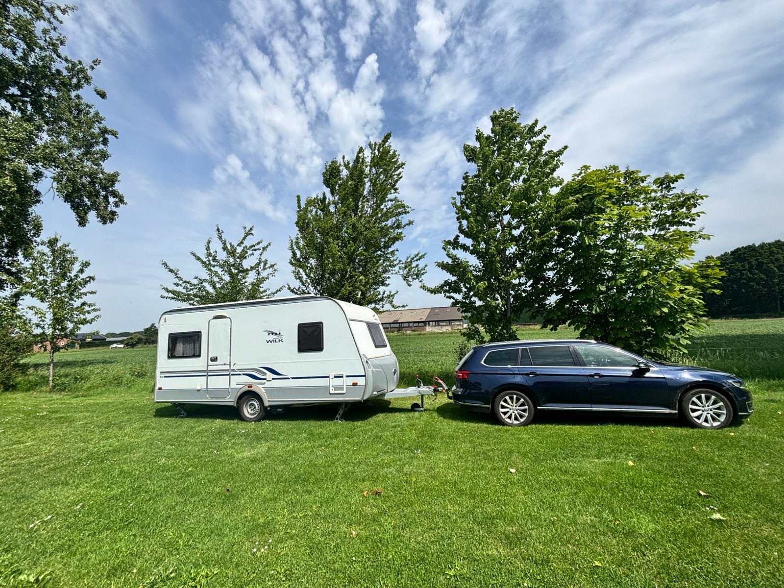 Zeer nette Wilk 450 HTD S4 caravan (2008) – instapklaar, Particulier, Wilk, Luifel, Tot en met 4