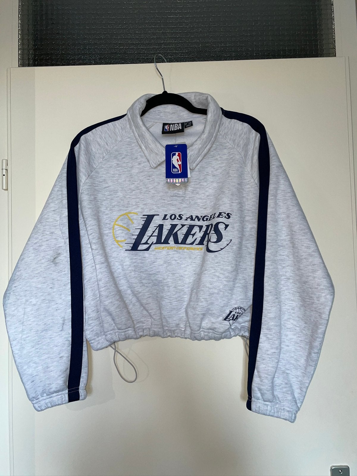 NBA LA Lakers basketbal cropped sweater trui mt 40 / 42, Ophalen of Verzenden, Zo goed als nieuw, Maat 38/40 (M), Grijs